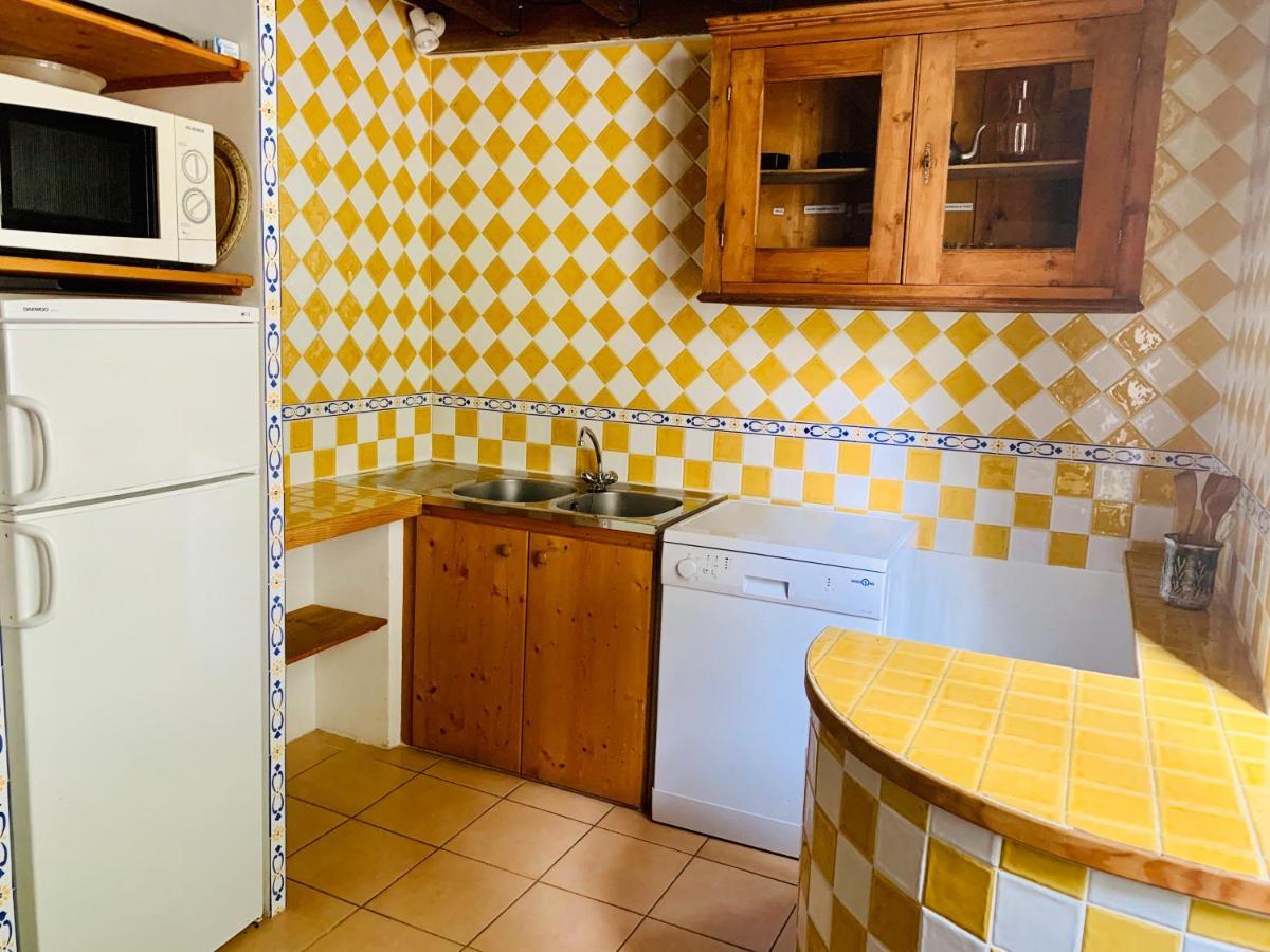 Gite Pommier Au Chateau Des Pauses Villa Saint-André-de-Majencoules Kültér fotó